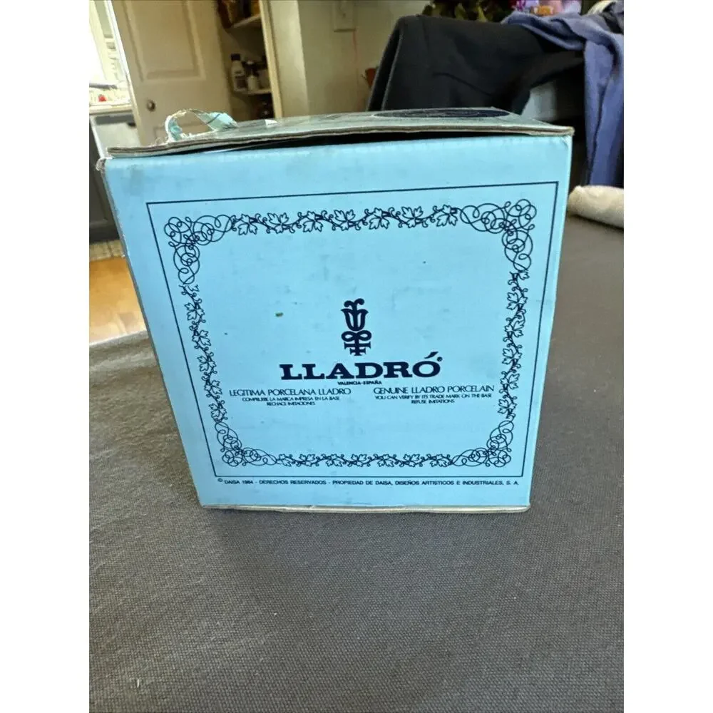 NOS 1988 Lladro Bola Navidad Porcelain Christmas Ornament Blue White 1603 w/box